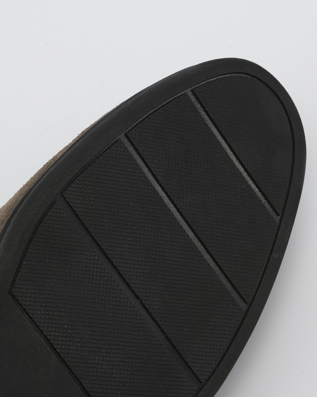 Mocassins premium en daim à semelle noire – vue 8