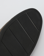 Mocassins premium en daim à semelle noire – vue 8