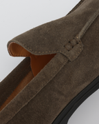 Mocassins premium en daim à semelle noire – vue 6