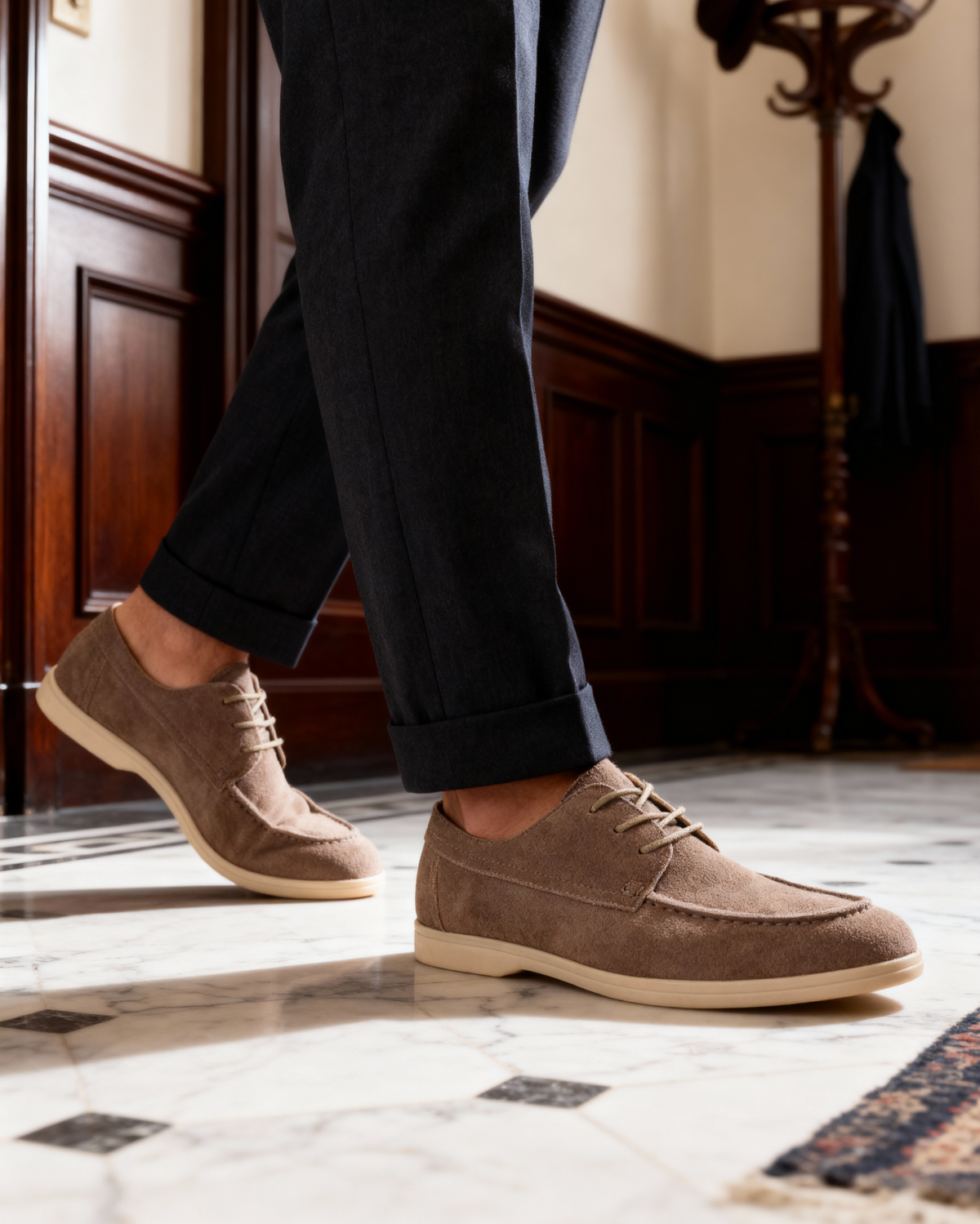 Chaussures à lacets premium en daim – vue 4